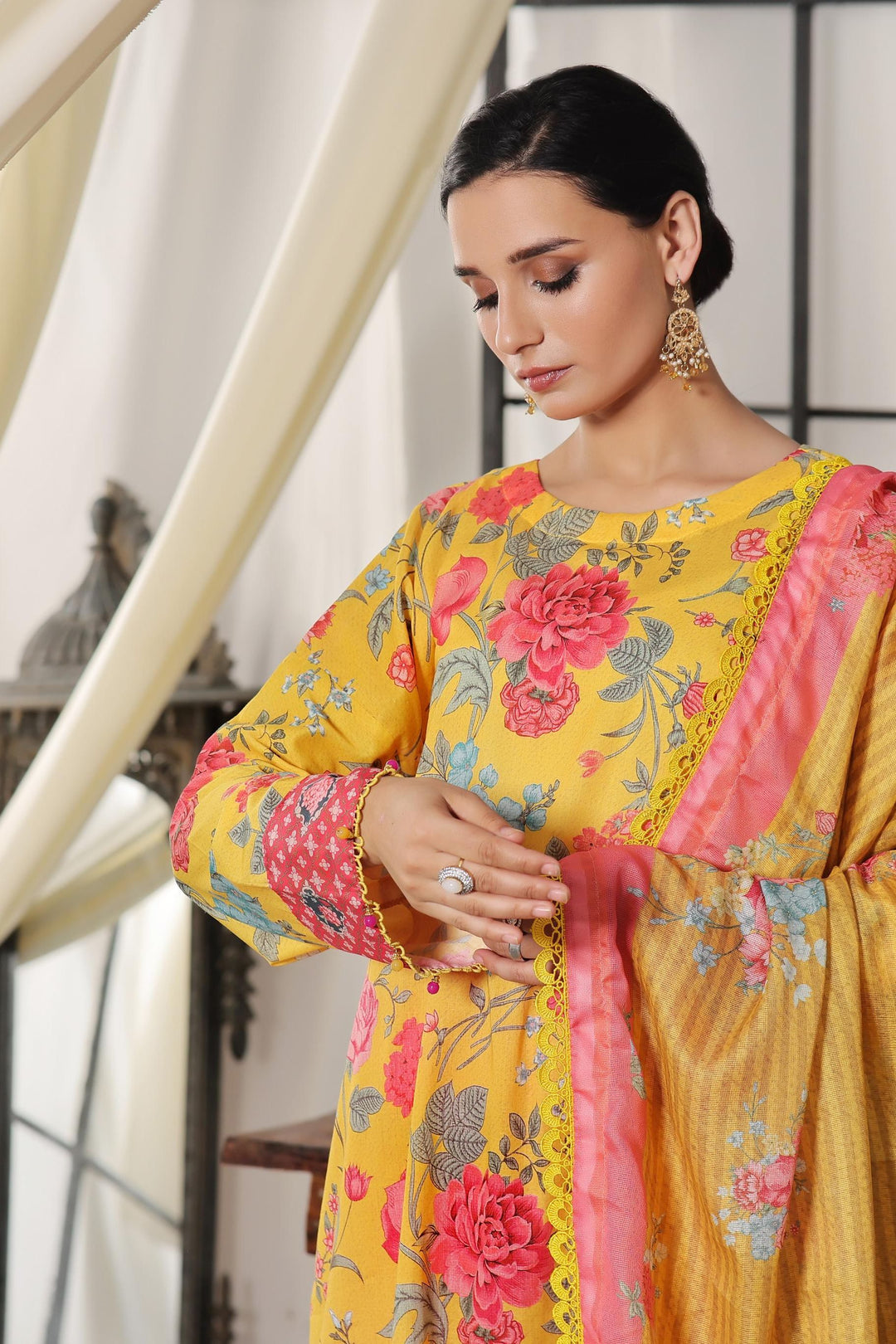 Design 7B - Sana Safinaz Mahay Luxury