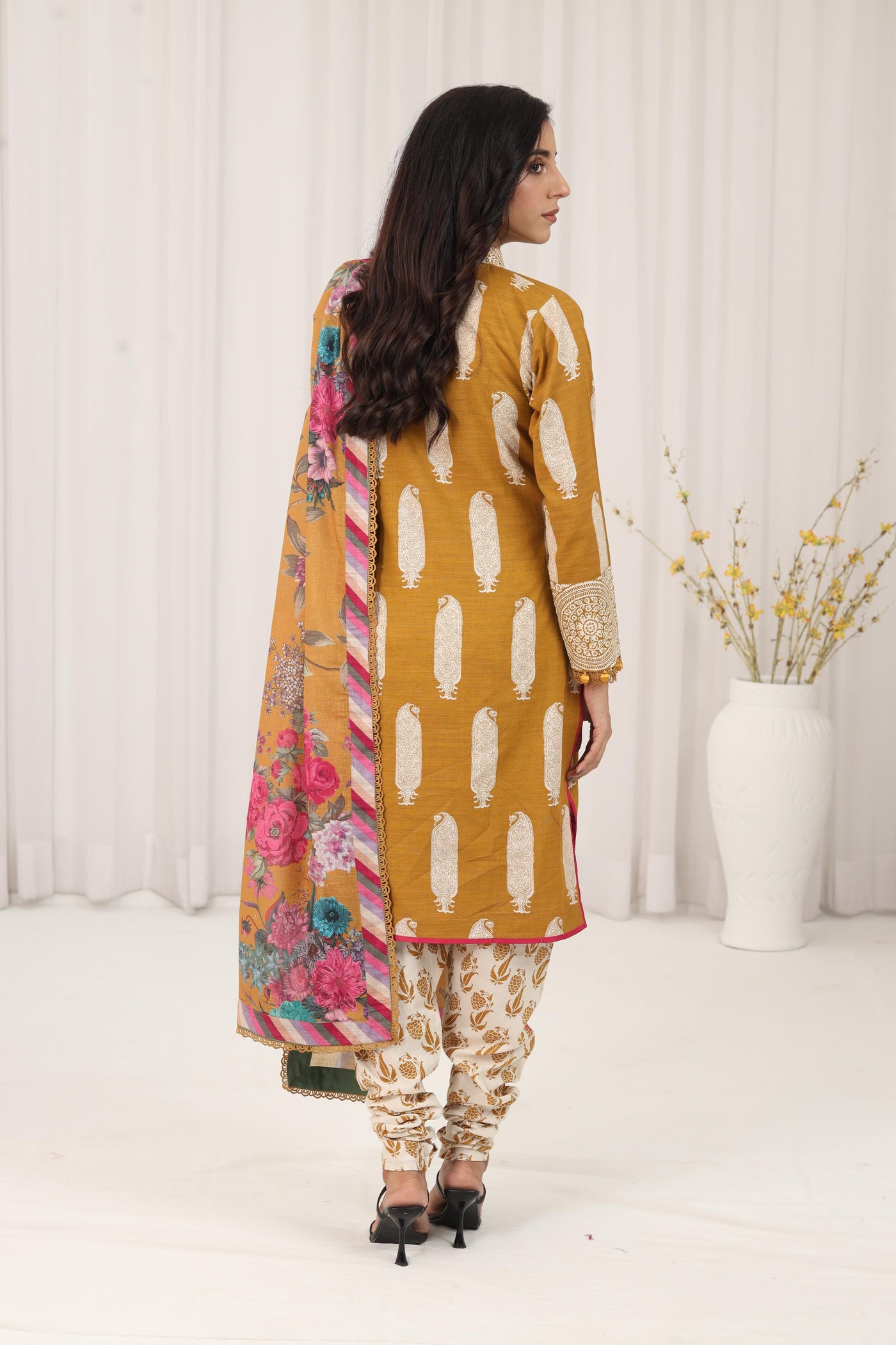 Design 16A - Sana Safinaz Mahay Stitched