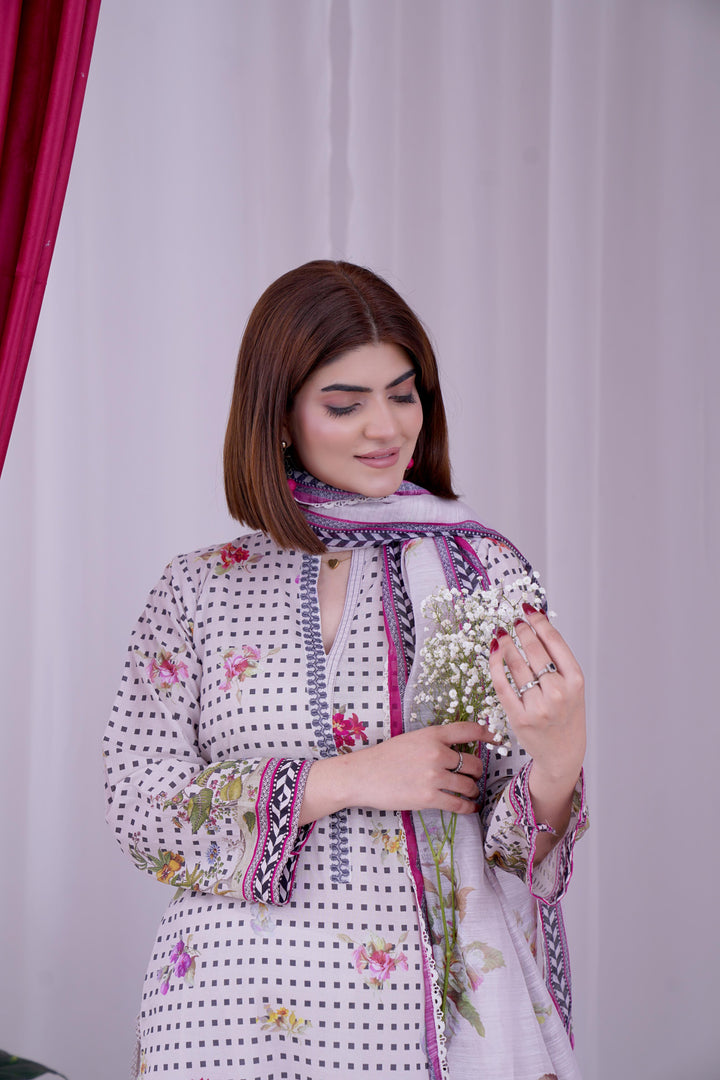 Design 8A - Sana Safinaz Mahay Stitched