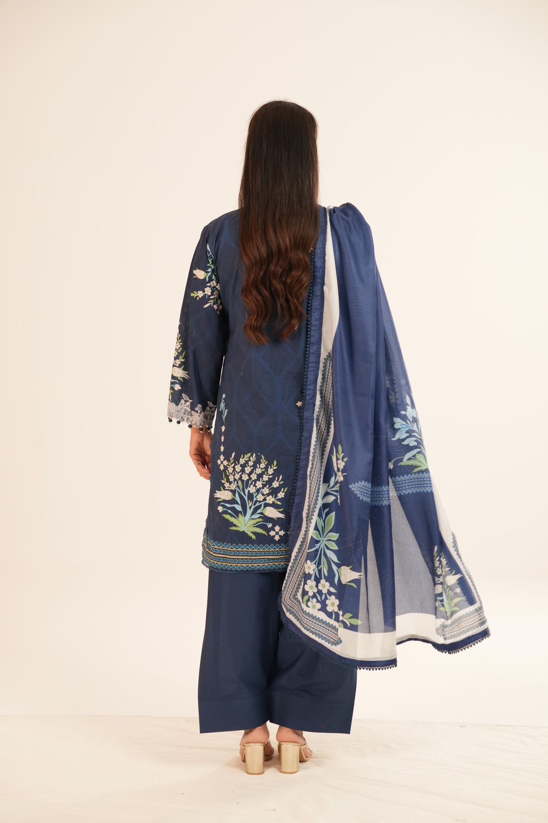 Design 2B - Sana Safinaz Mahay Stitched