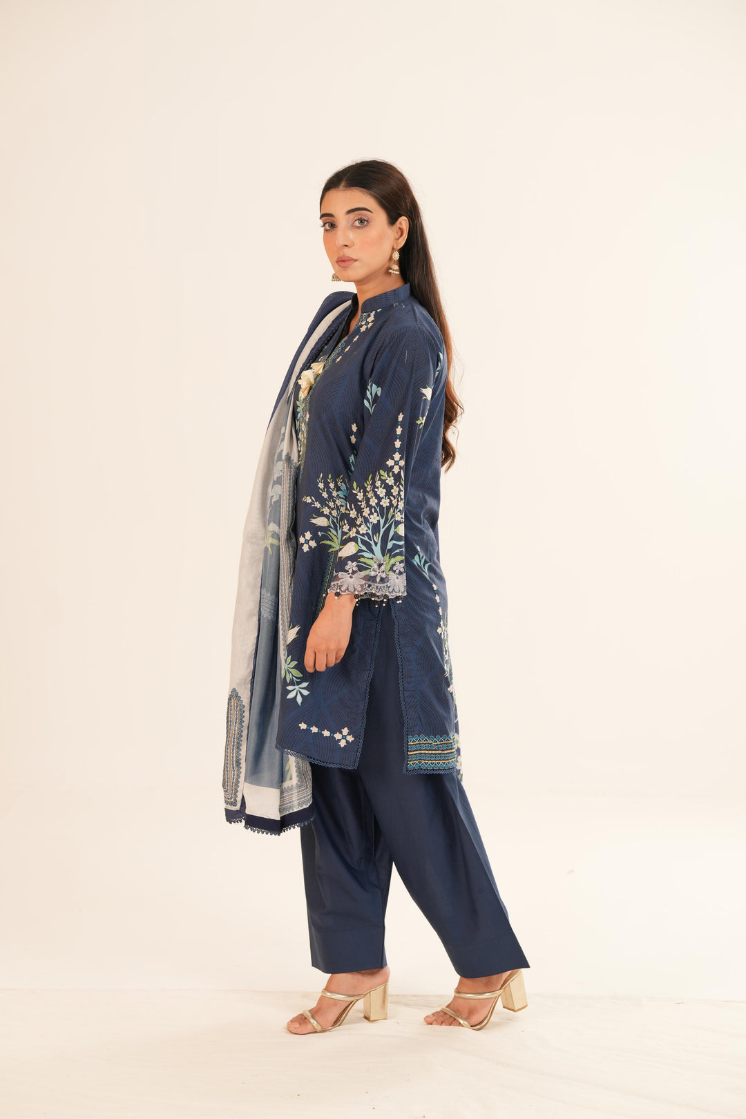 Design 2B - Sana Safinaz Mahay Stitched