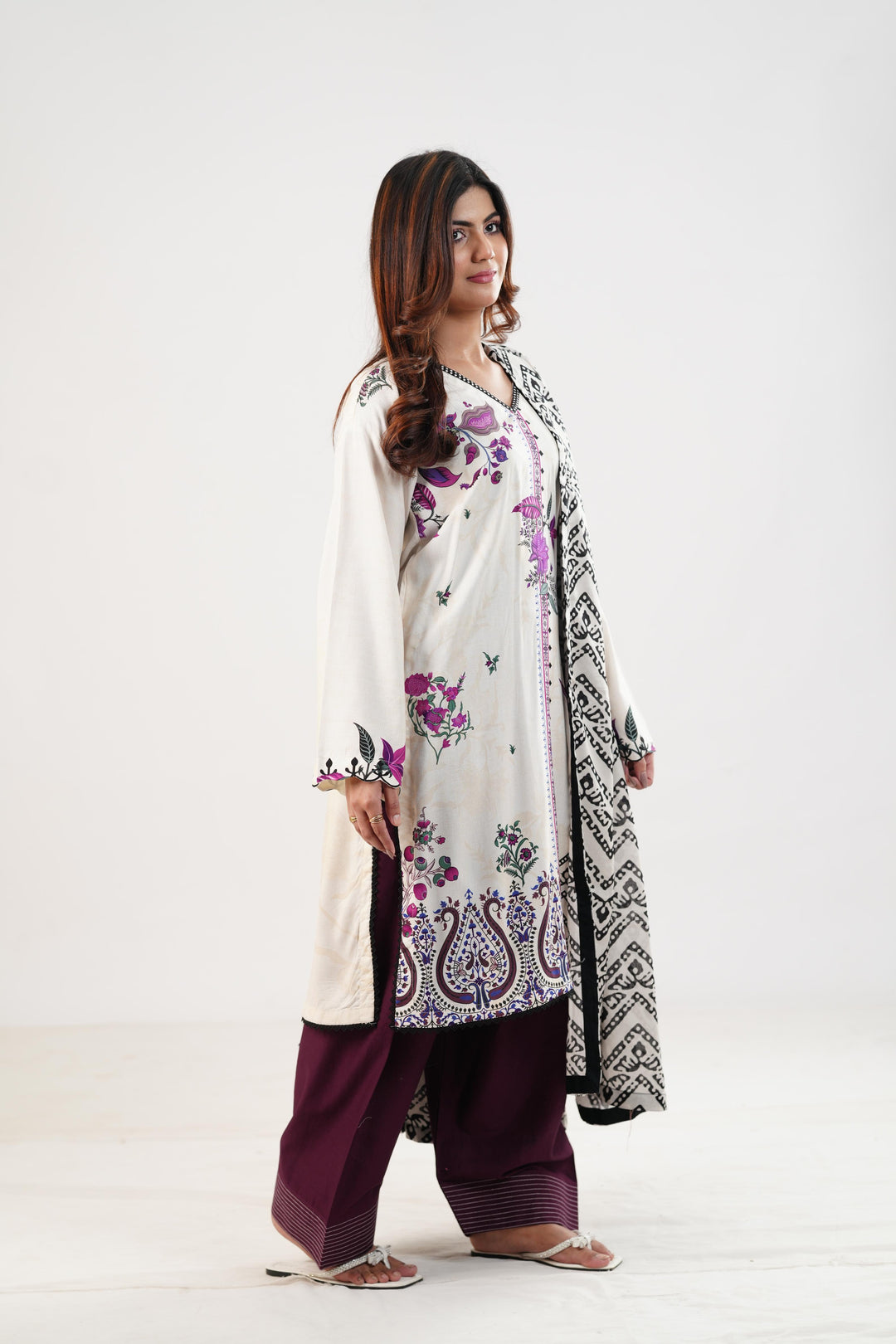 Design 4B - Sana Safinaz Mahay Stitched