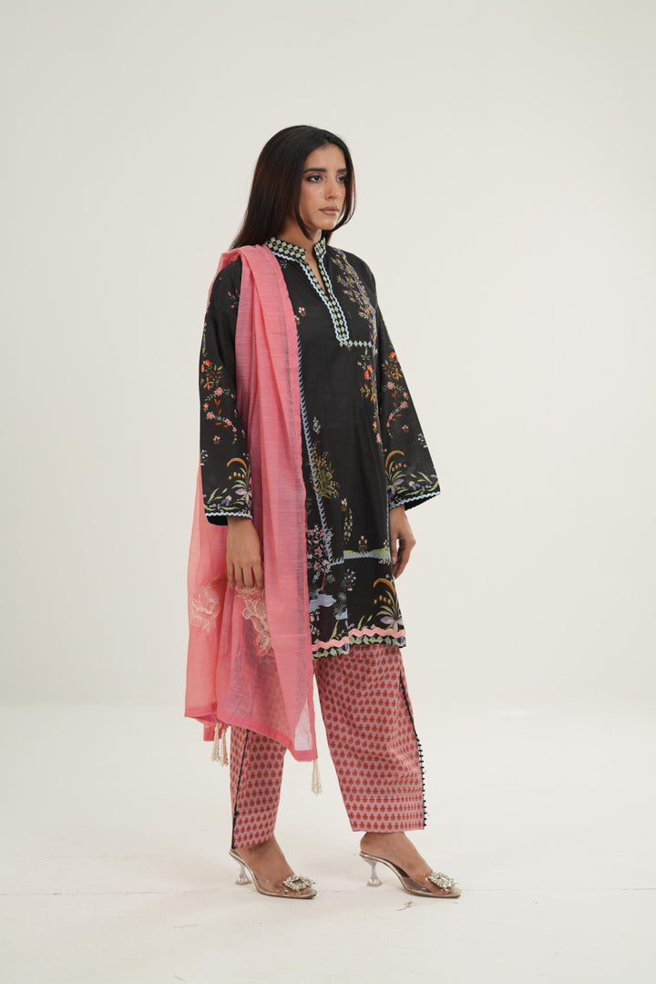 Design 5A - Sana Safinaz Mahay Stitched