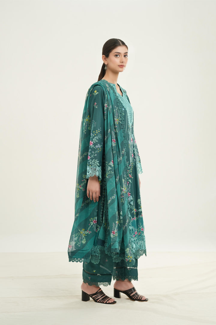 Halo - Afrozeh Haze Summer Edit '26 Stitched