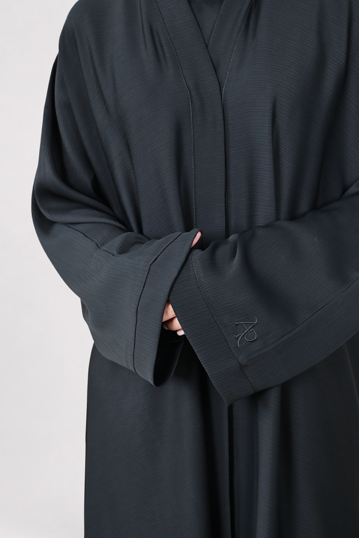 Black Signature Abaya