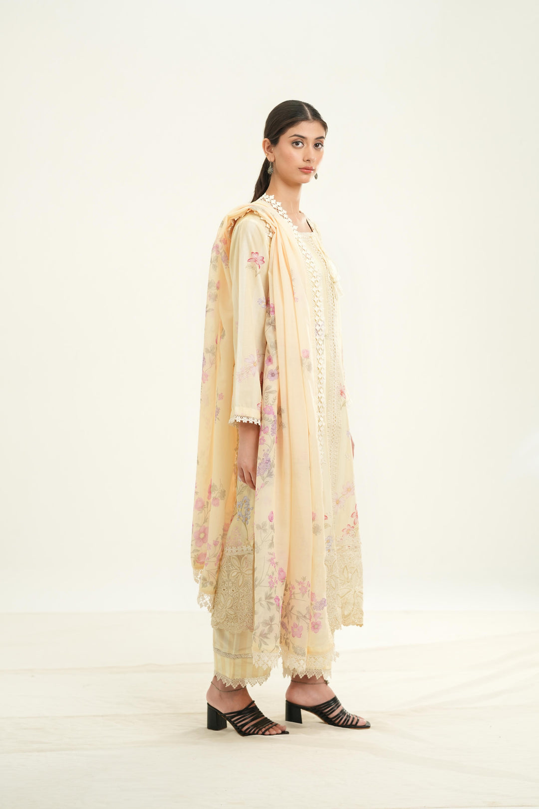 Hazelen Yellow - Afrozeh Haze Summer Edit '26 Stitched