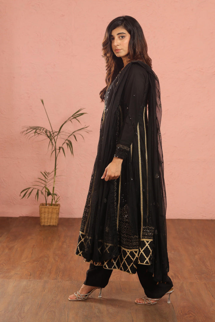 Design 10 - AlKaram Stitched Heavy Formals 24'