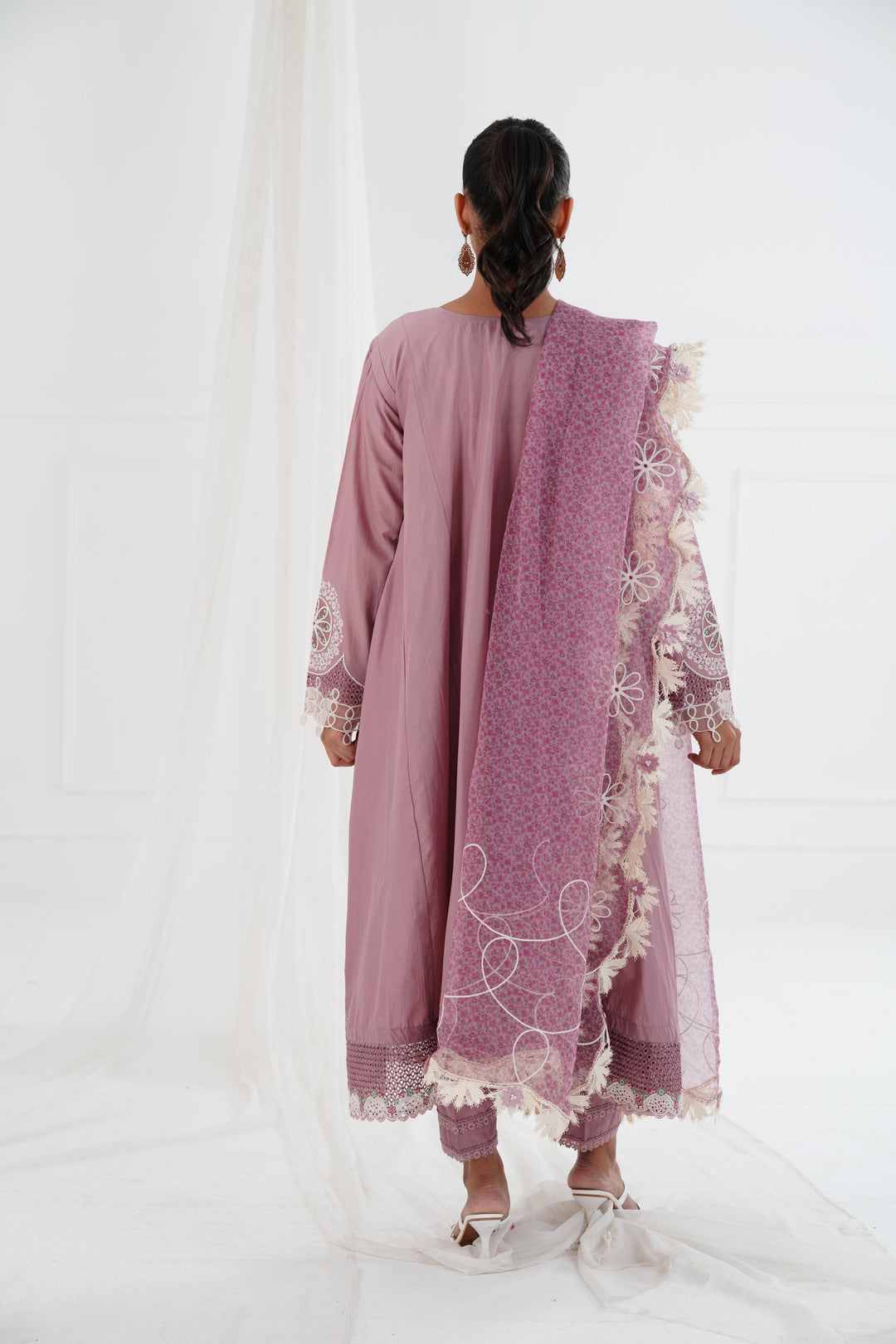 Design 10 - Jazmin Iris '25 Stitched