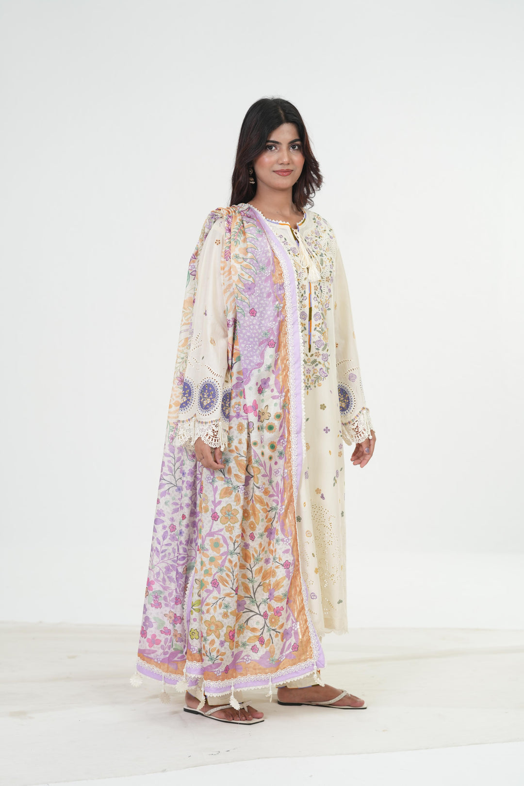 Design 1 - Jazmin Iris Luxury Stitched