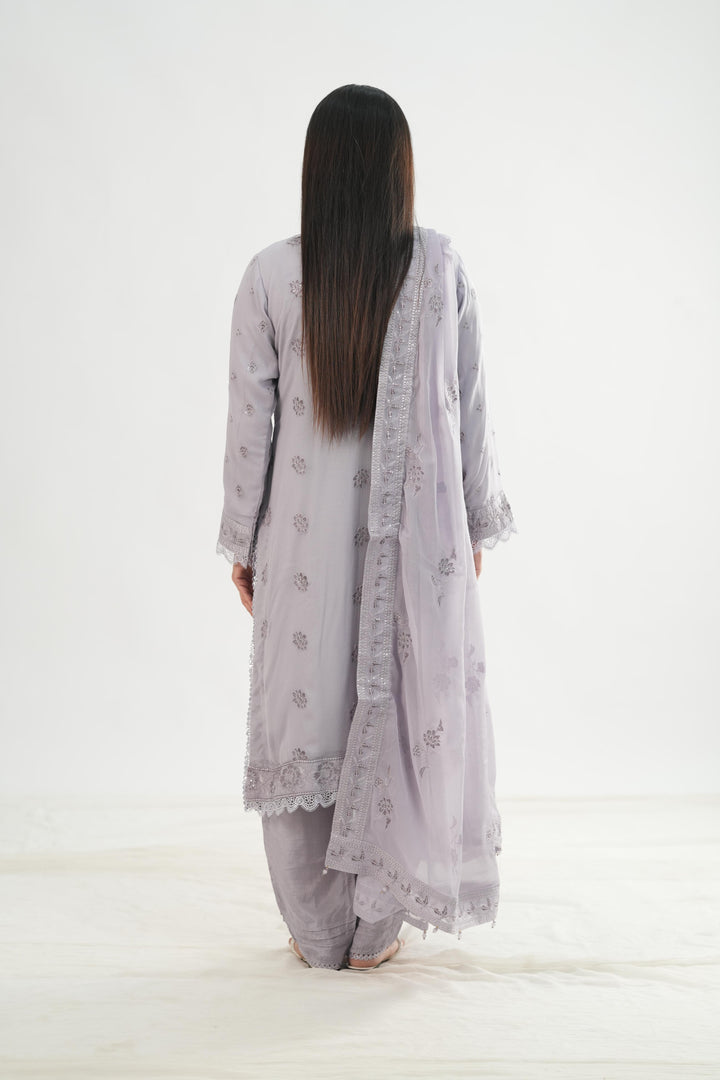 Insha - Alizeh Formals 26' Stitched