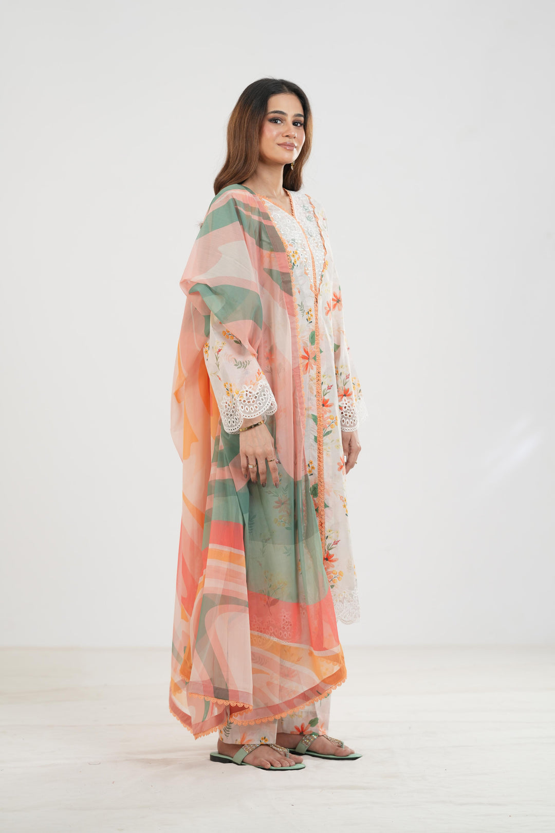 Ivory Aura - Farasha Printed Essentials Stitched