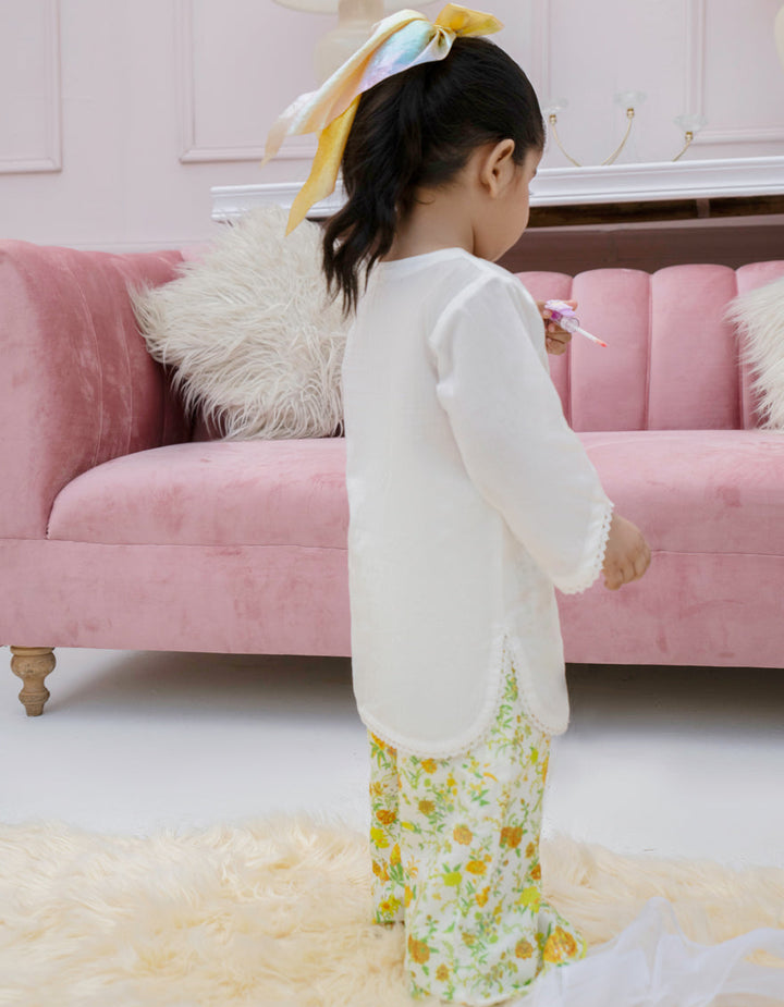 Lawn White Stitched Suit - J. Junaid Jamshed