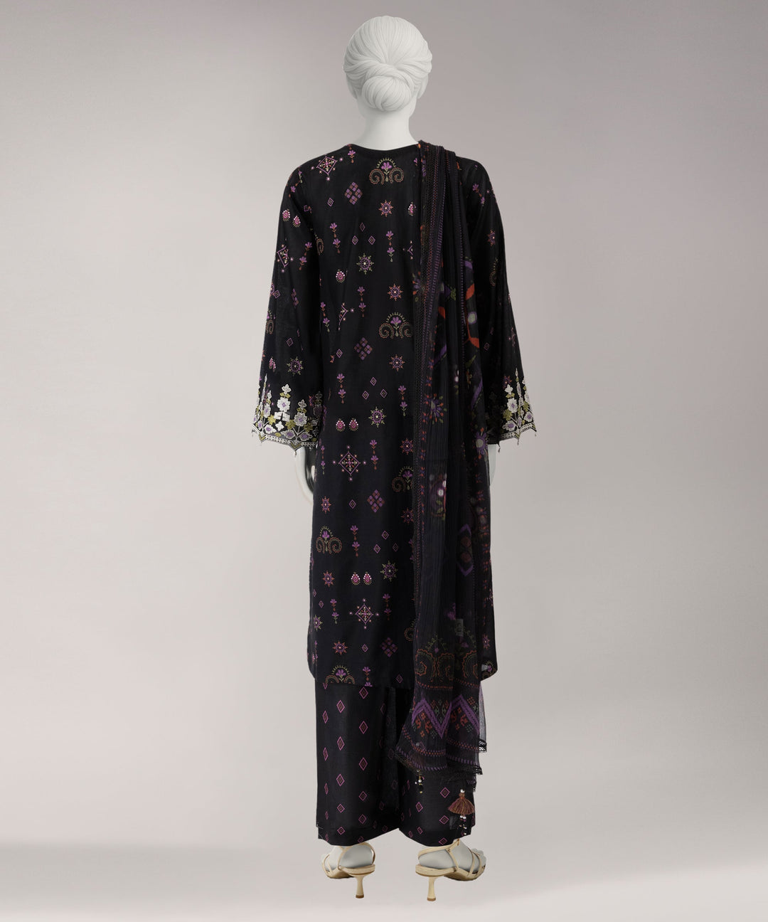 Lawn Multicolor Unstitched Suit - J. Junaid Jamshed