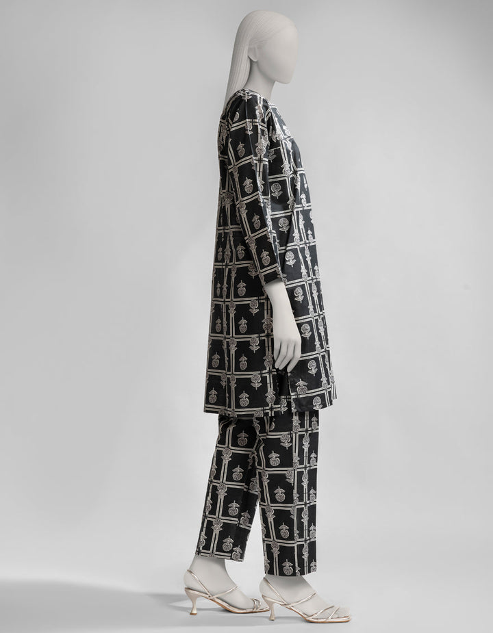 Lawn Black Kurti - J. Junaid Jamshed