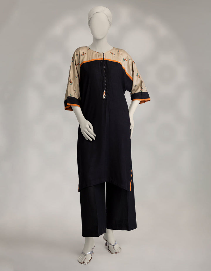 Pashmina Black Kurti - J. Junaid Jamshed