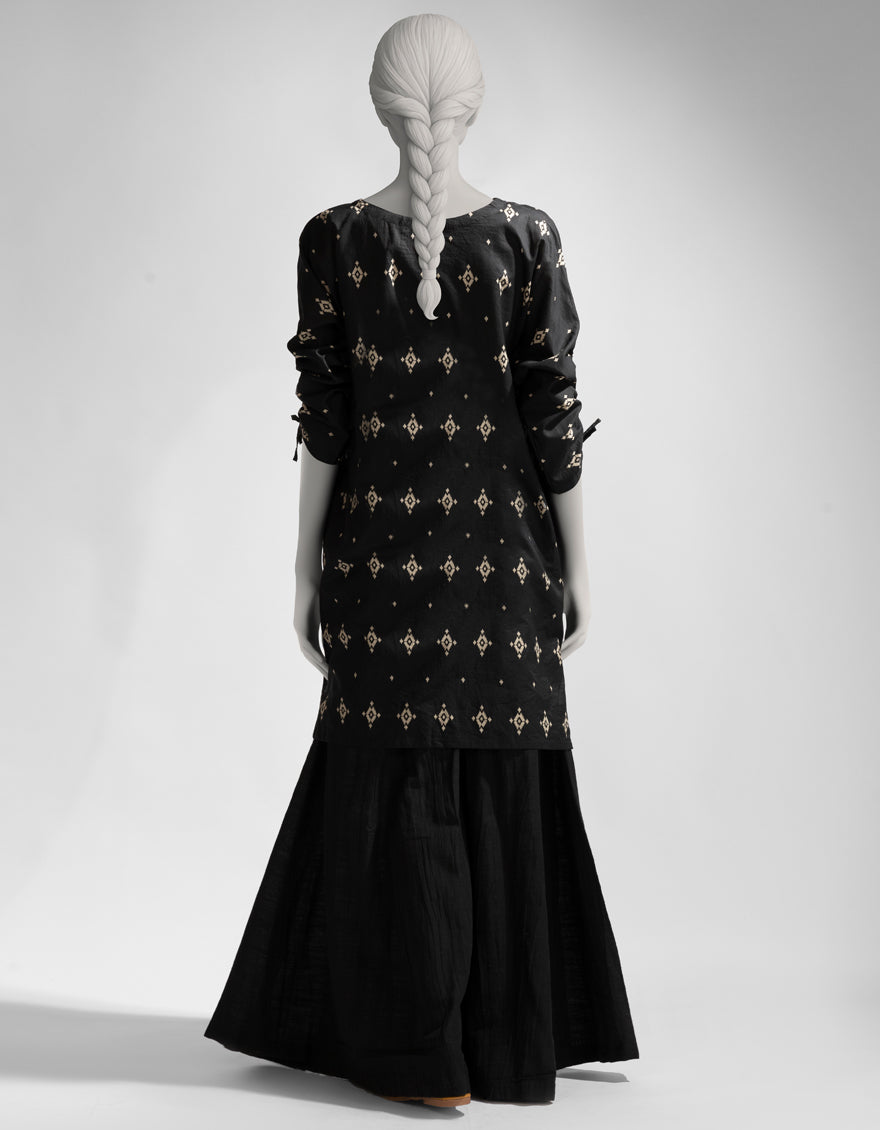 Lawn Black Kurti - J. Junaid Jamshed