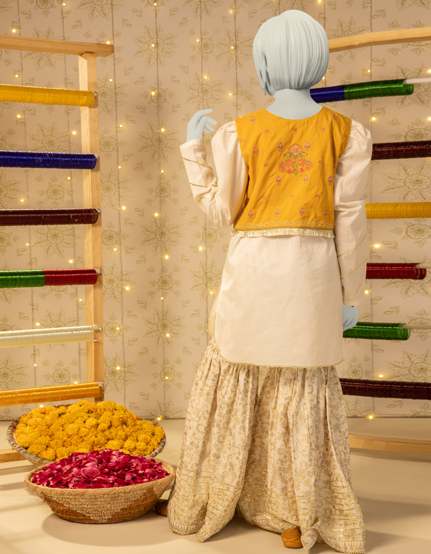 Lawn White Stitched Suit - J. Junaid Jamshed