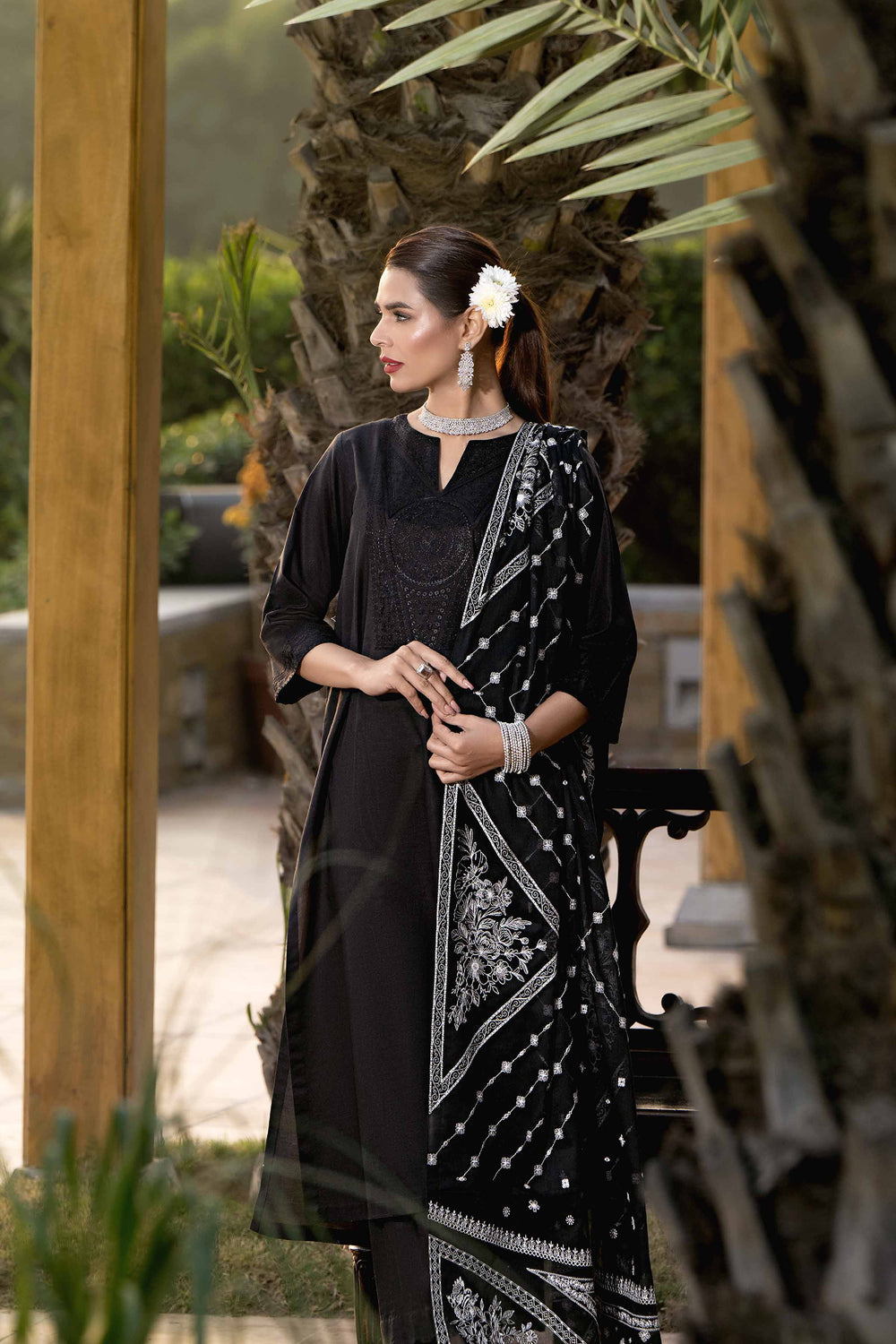 Embroidered Black 3 Piece Suit - Nishat