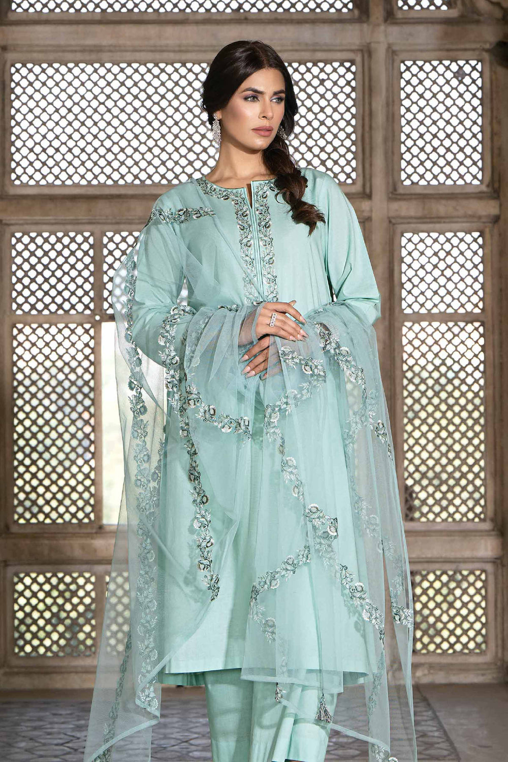 Embroidered Turqoise 3 Piece Suit - Nishat