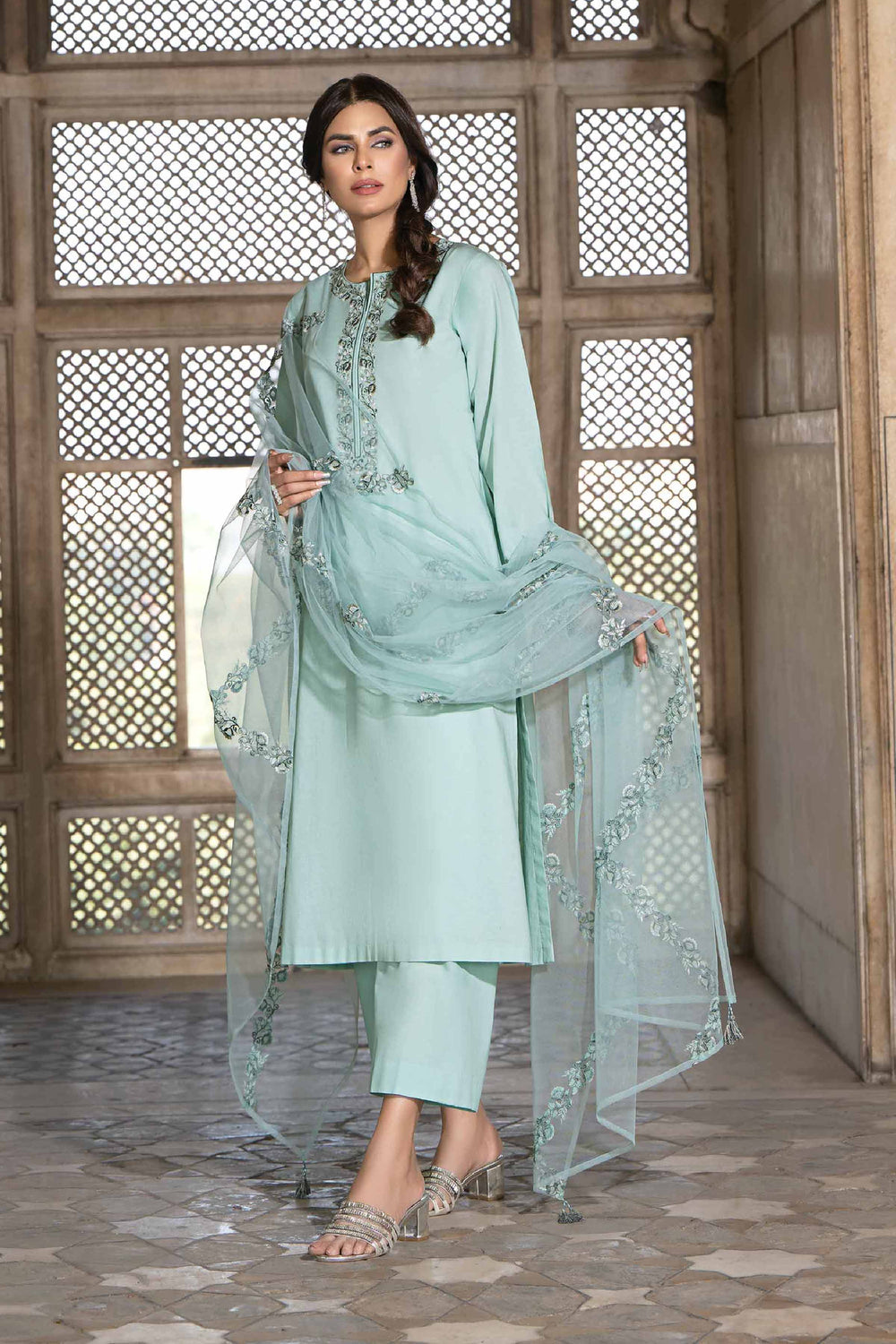 Embroidered Turqoise 3 Piece Suit - Nishat