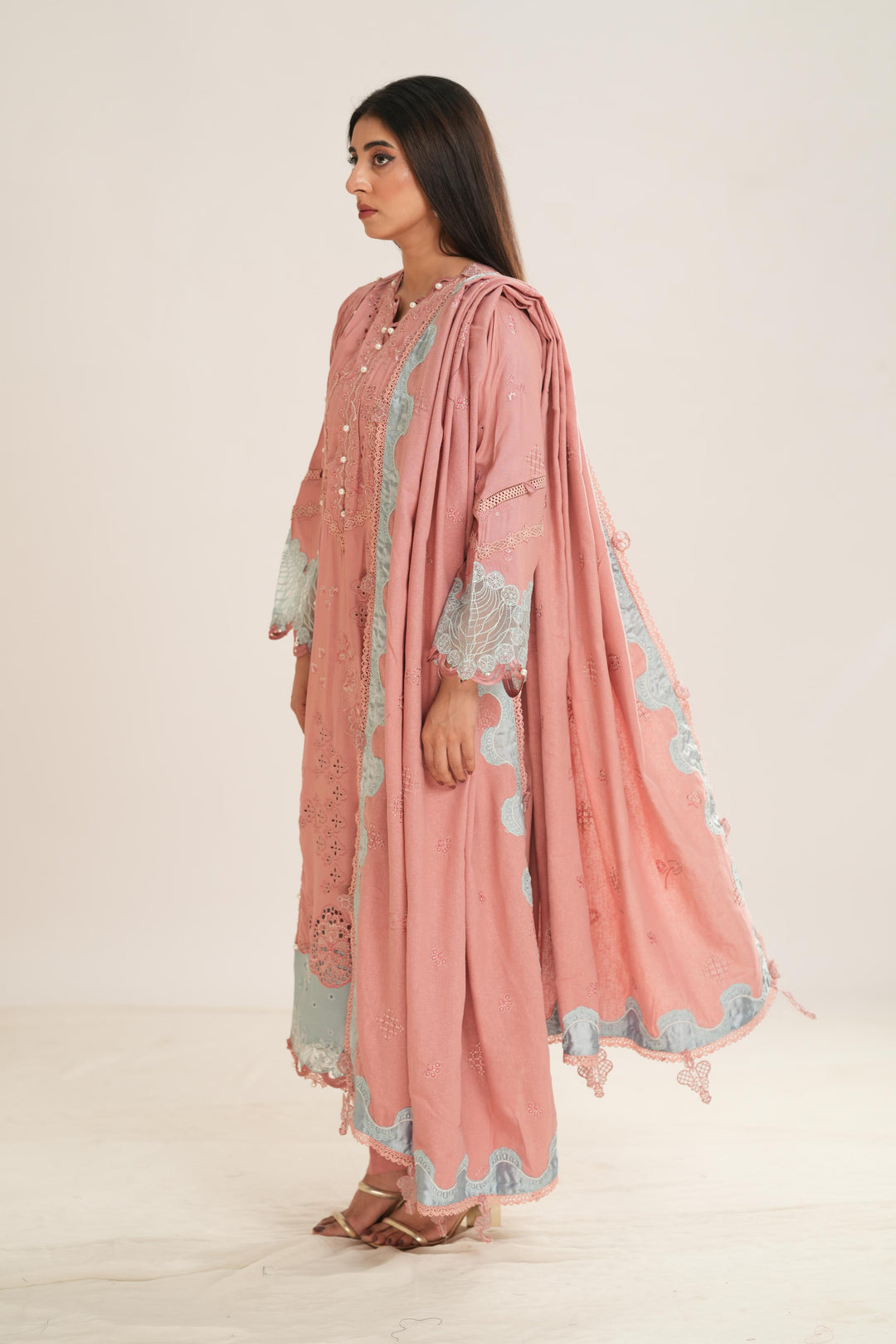 Faye - Q Line by Qalamkar Stitched