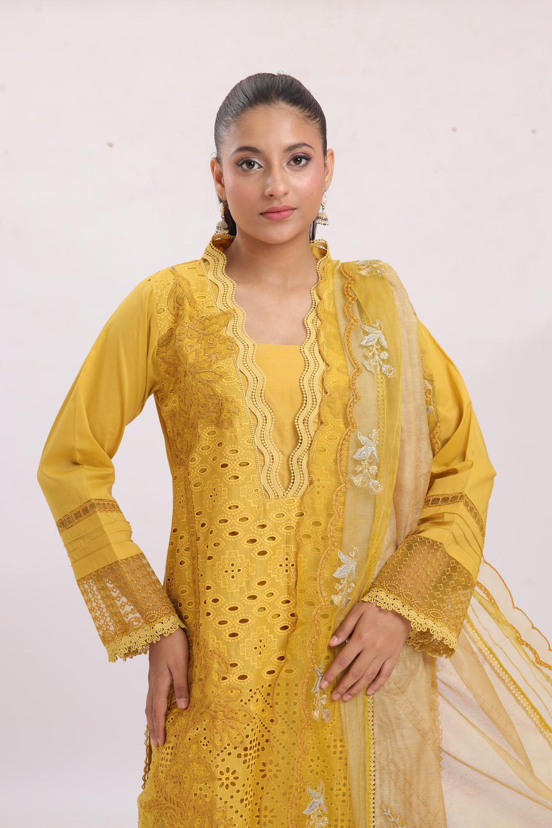 Design 1A - Sobia Nazir Luxury Lawn Stitched