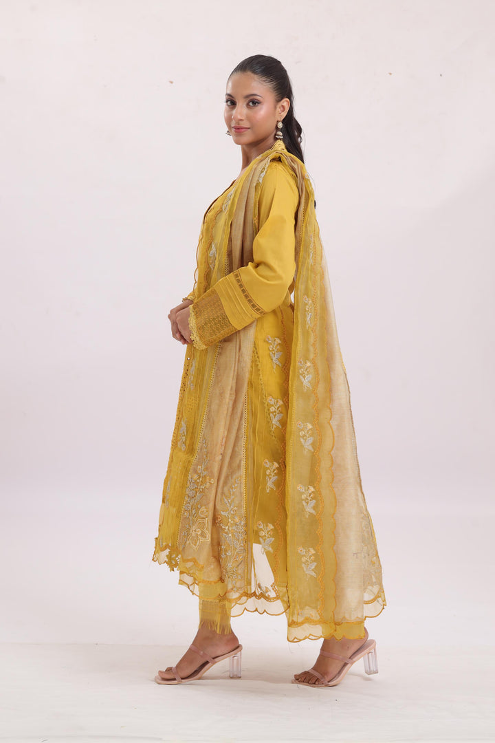 Design 1A - Sobia Nazir Luxury Lawn Stitched