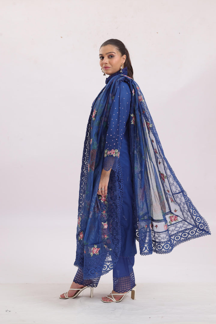 Design 4A - Sobia Nazir Luxury Lawn Stitched