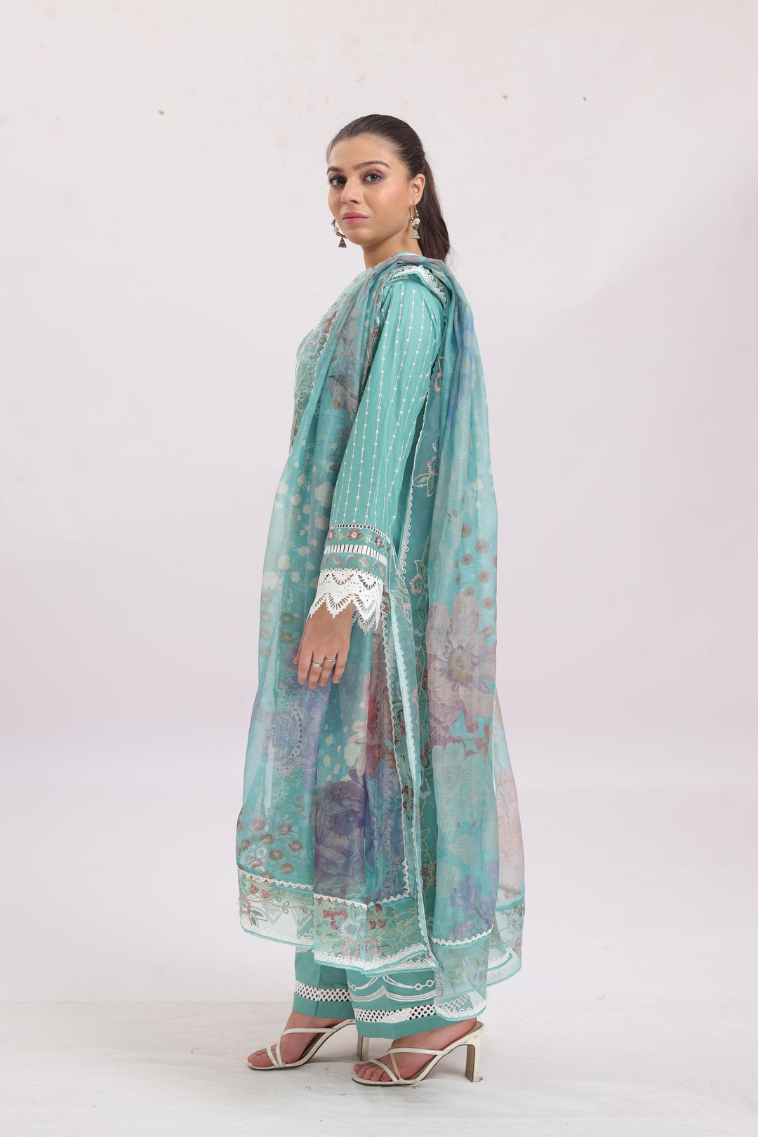 Design 5B - Sobia Nazir Luxury Lawn Stitched