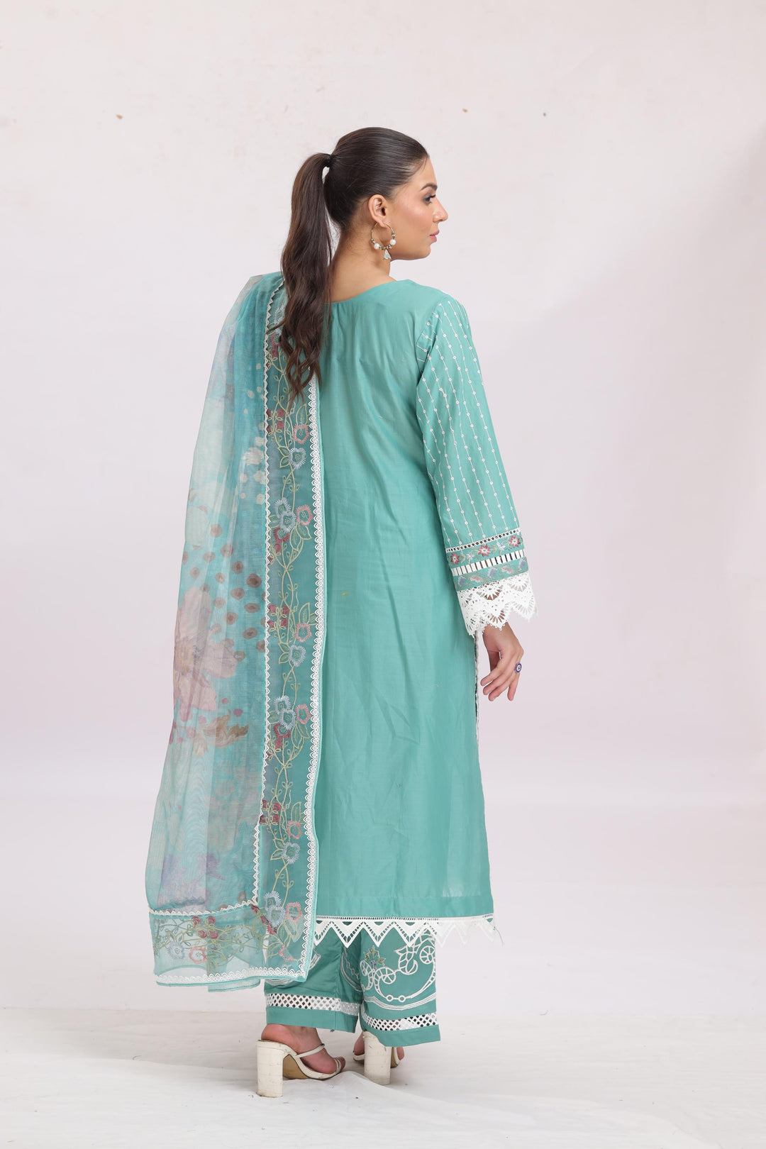 Design 5B - Sobia Nazir Luxury Lawn Stitched