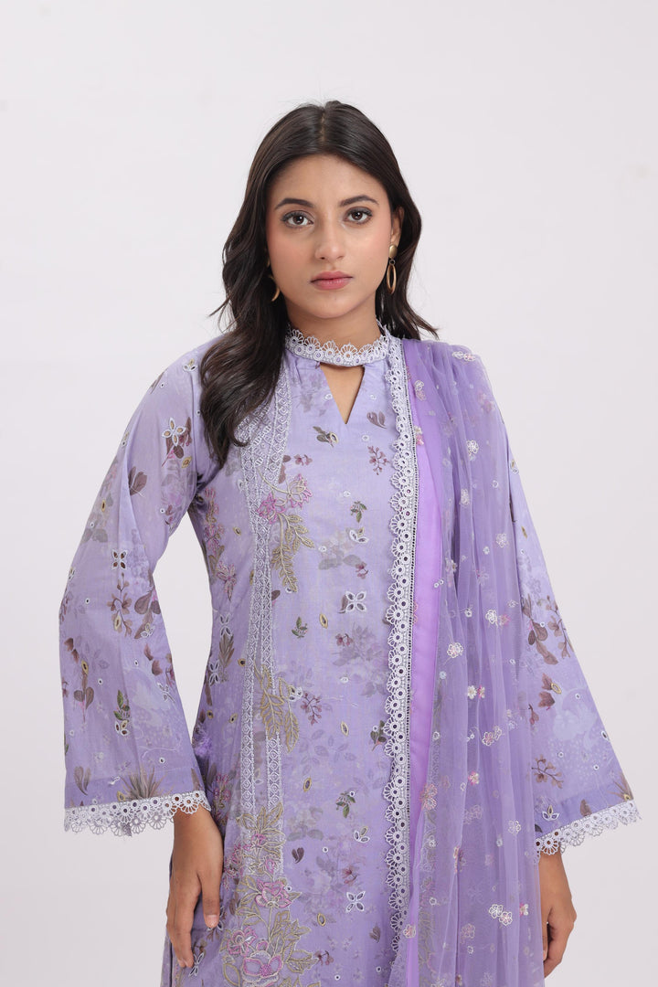 Design 15A - Sobia Nazir Luxury Lawn Stitched