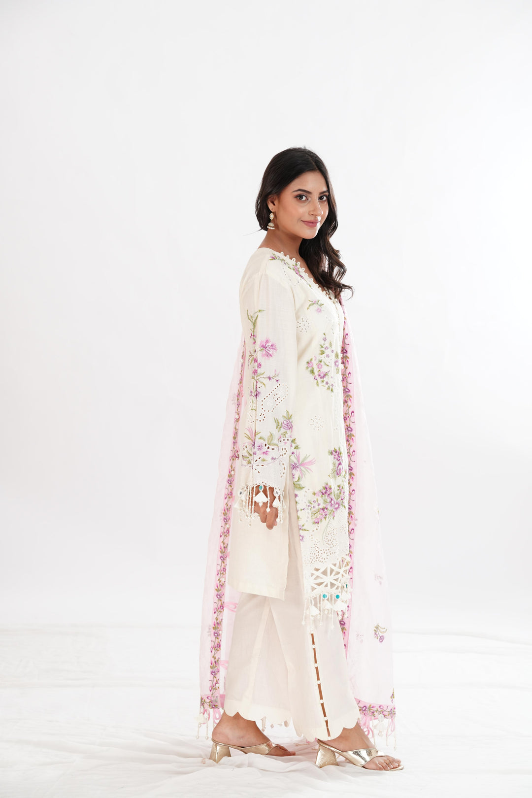 Cream Luxury Lawn Stitched Suit - Sana Safinaz