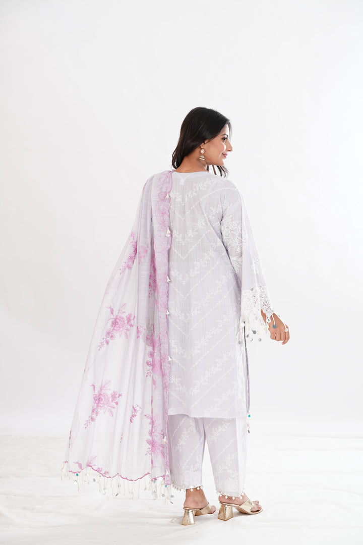 Light Purple Luxury Lawn Stitched Suit - Sana Safinaz