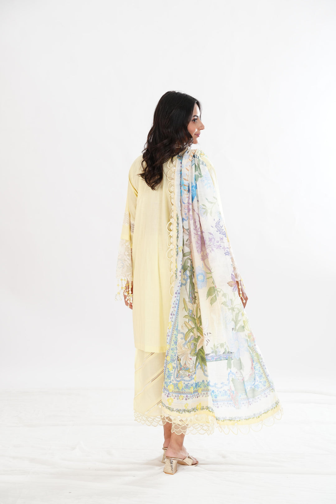 Yellow Luxury Lawn Stitched Suit - Sana Safinaz