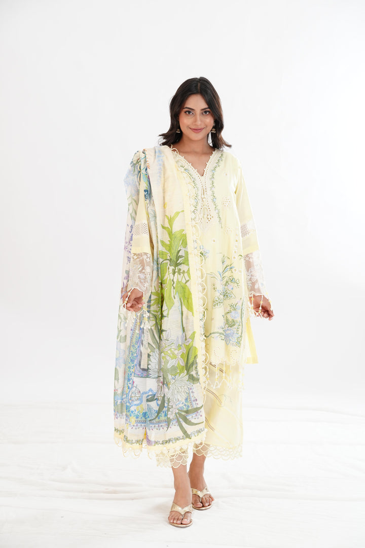 Yellow Luxury Lawn Stitched Suit - Sana Safinaz