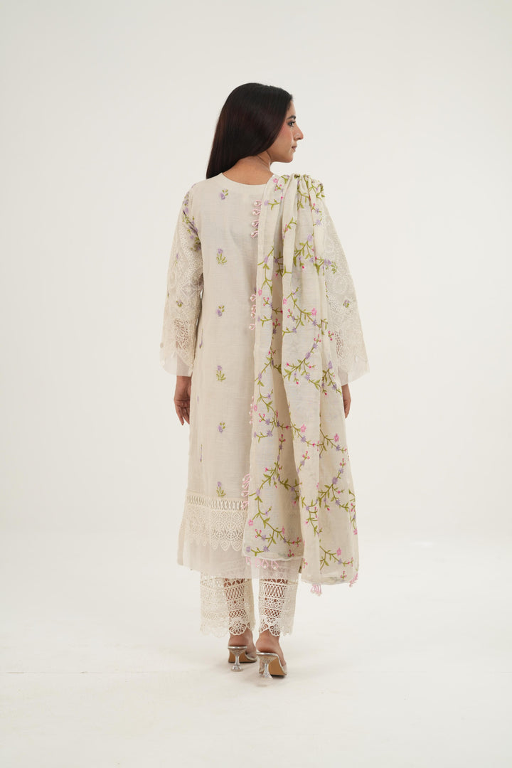 Design 5 - Sana Safinaz Luxury Lawn Stitched