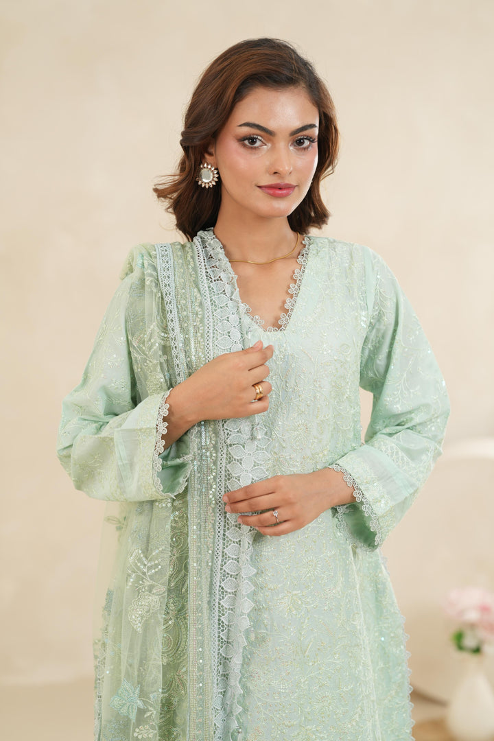 Design 4B- Sobia Nazir Luxury Lawn Stitched