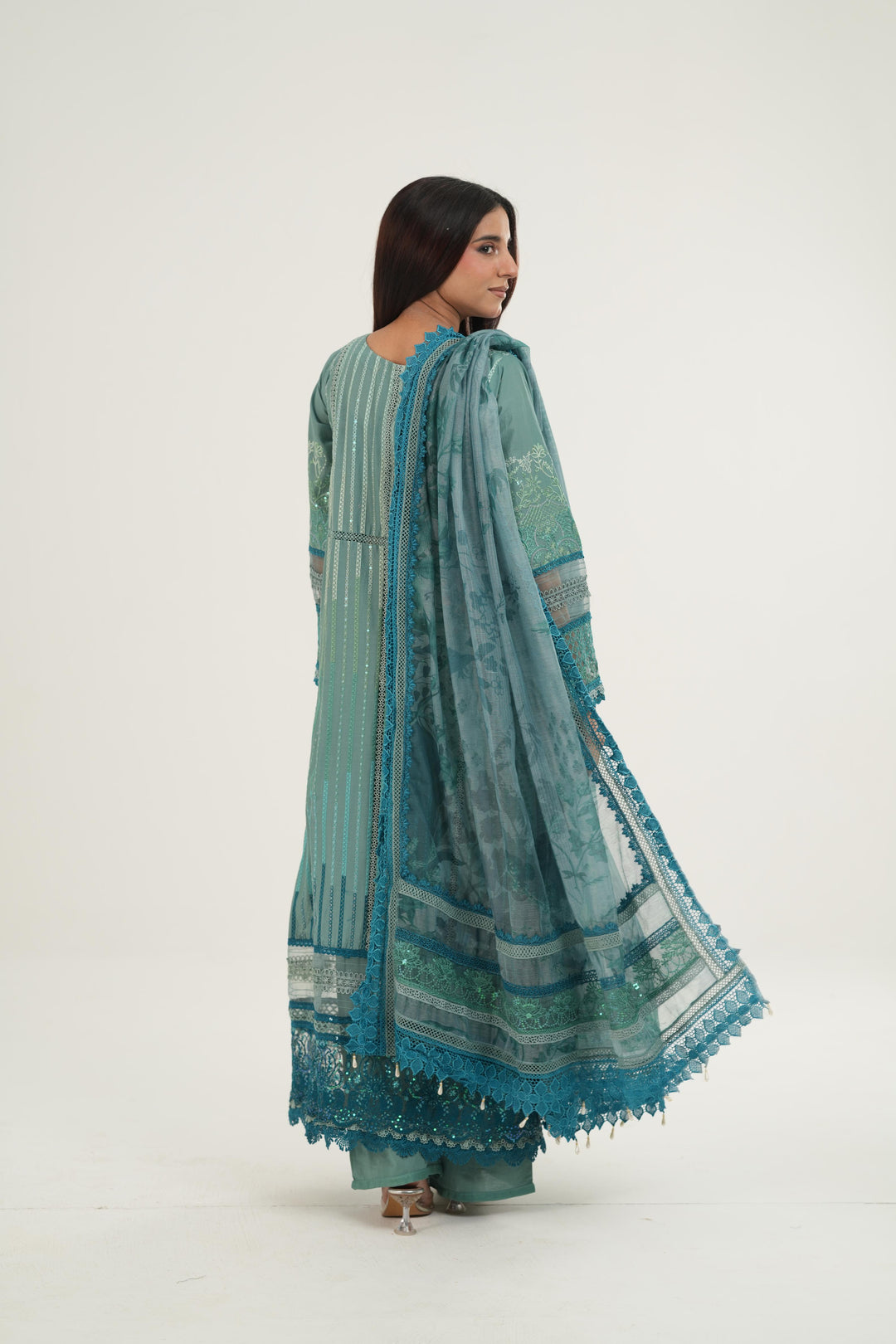Design 6A - Sobia Nazir Luxury Lawn Stitched