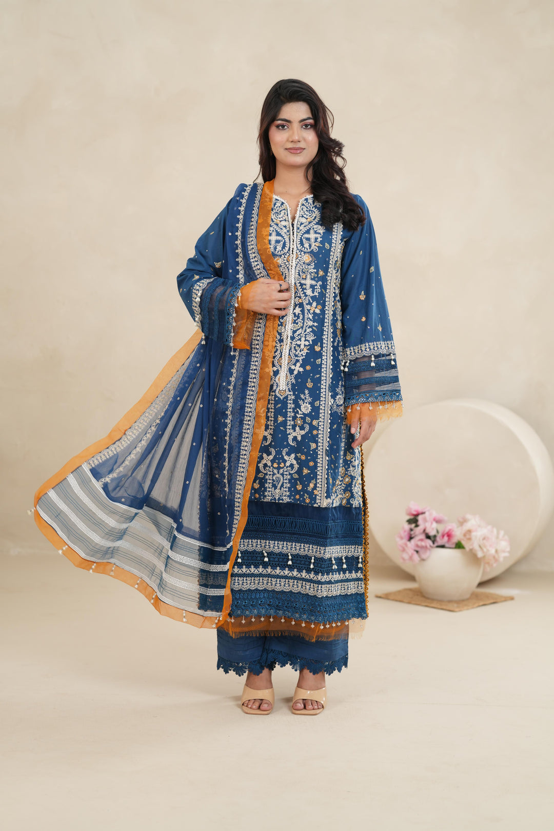 Design 8A - Sobia Nazir Luxury Lawn Stitched