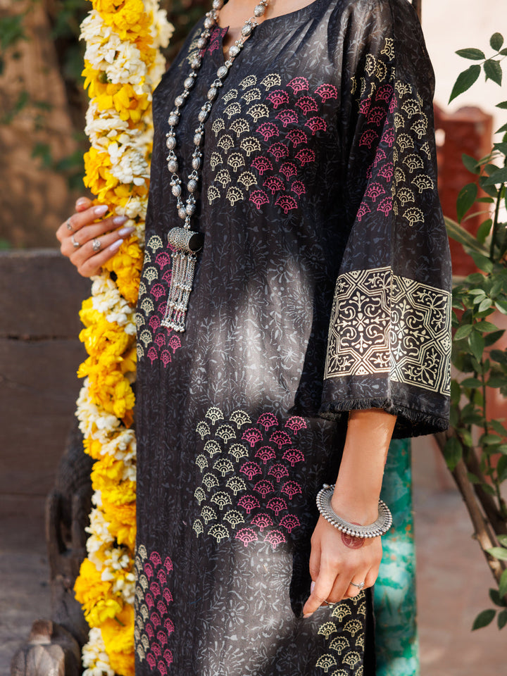 Dobby Black Kurti - Almirah