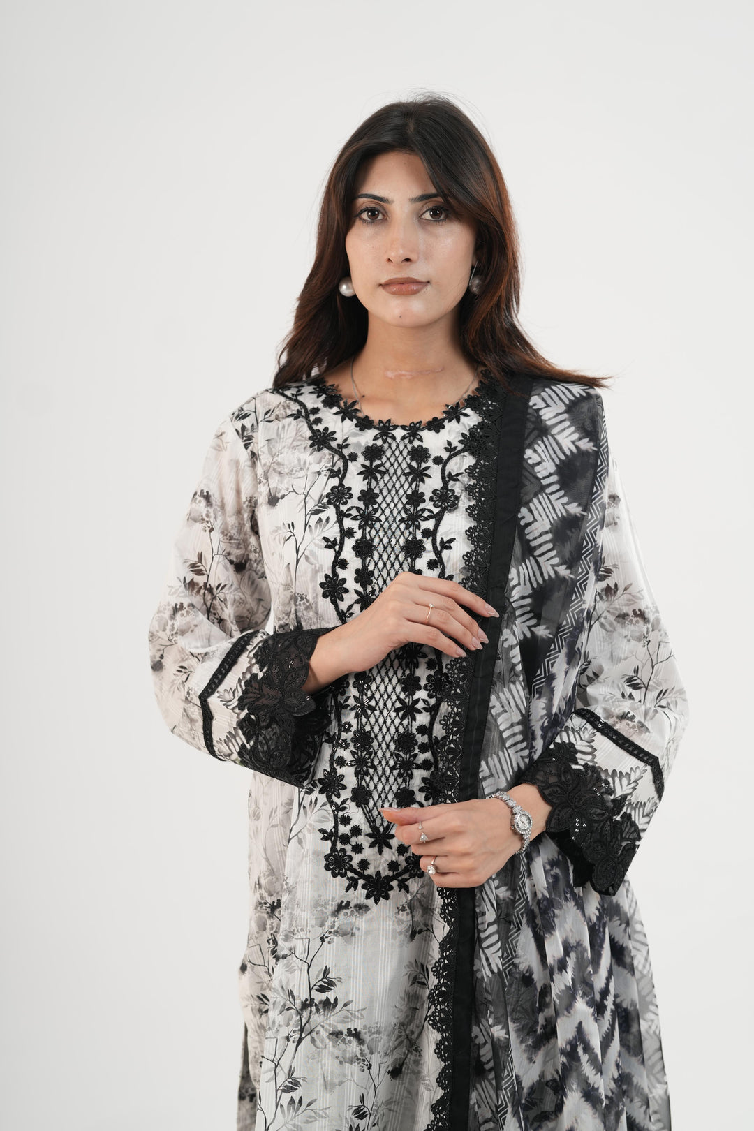 Luna - Rang Rasiya Life Style Stitched