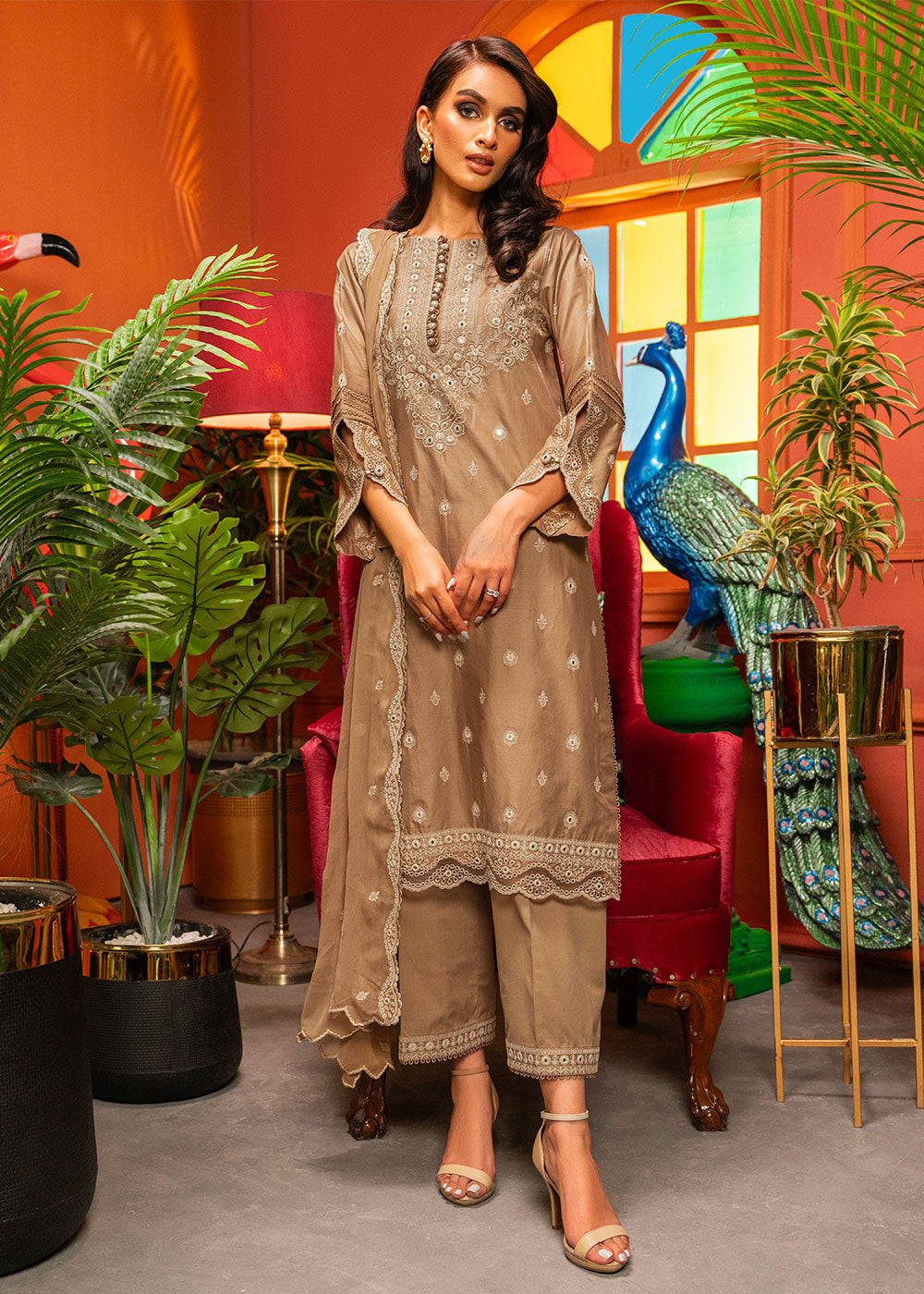 Embroidered Lawn Brown 3 Piece Suit - Al Karam