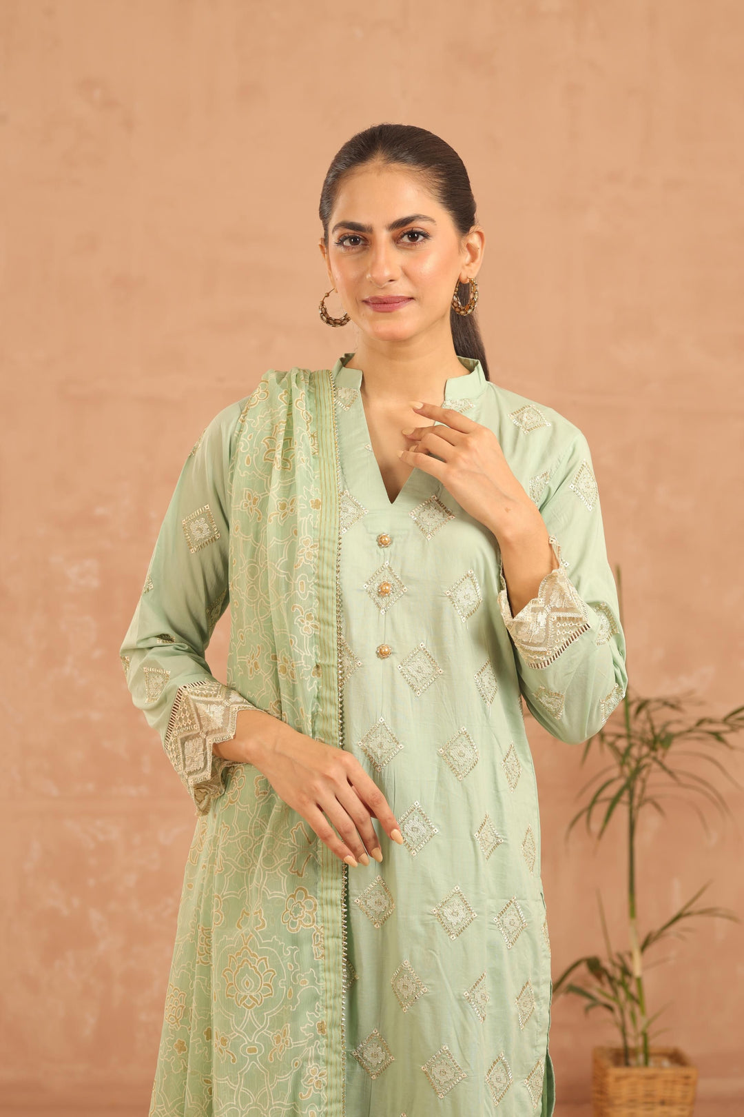 Embroidered Lawn Mint 3 Piece Suit - Al Karam
