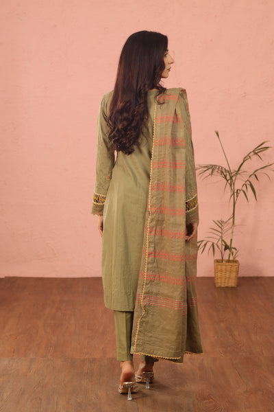 Embroidered Lawn Green 3 Piece Suit - Al Karam