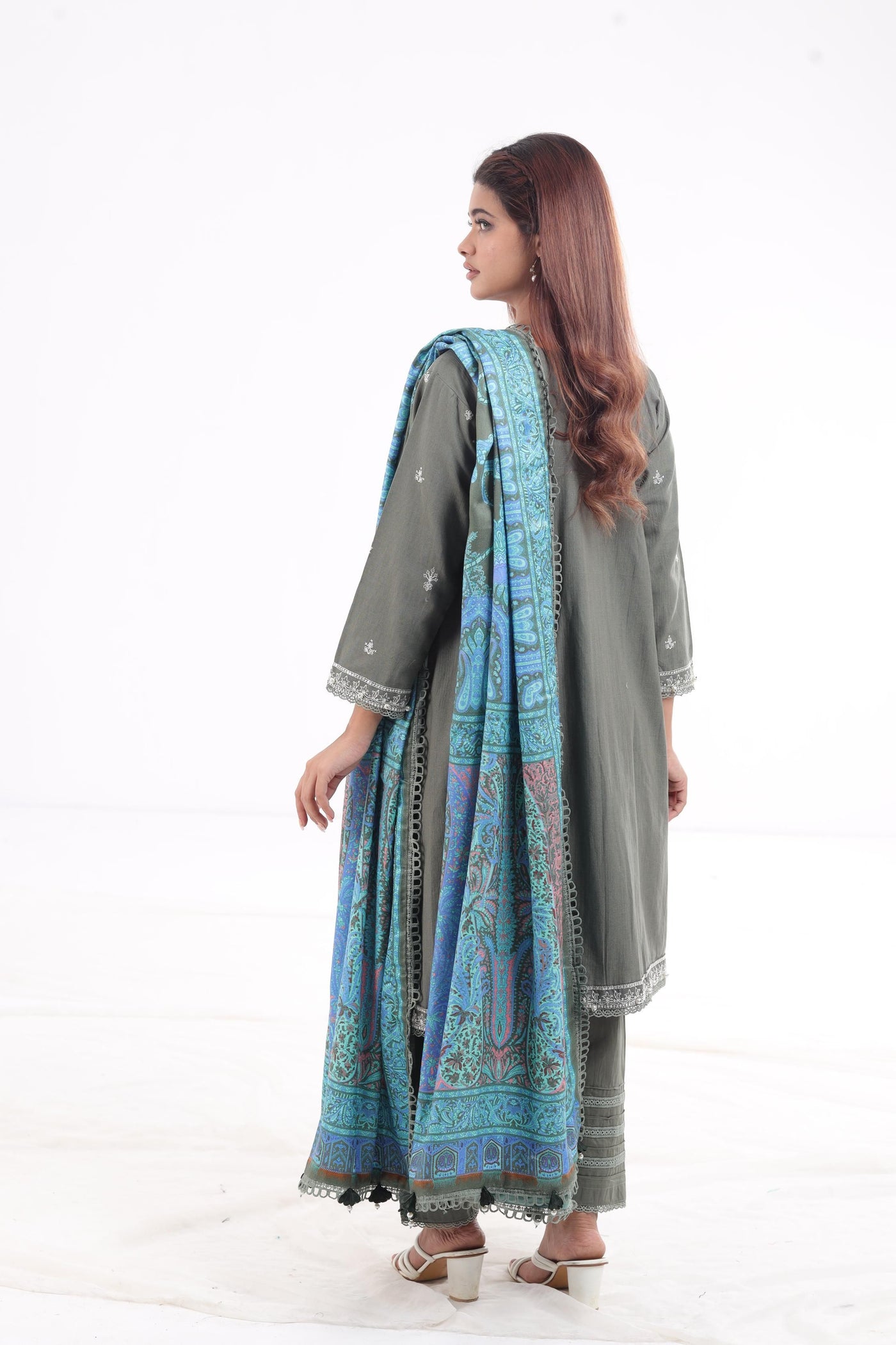 Design 17A - Sana Safinaz Muzlin Winter Stitched