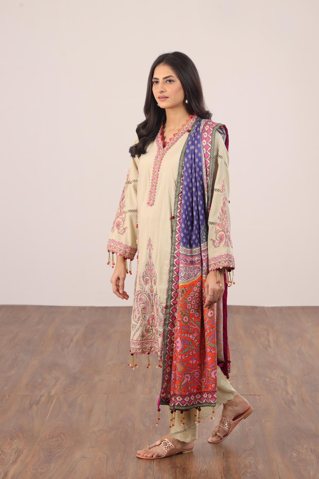 Design 19A - Sana Safinaz Muzlin Winter Stitched