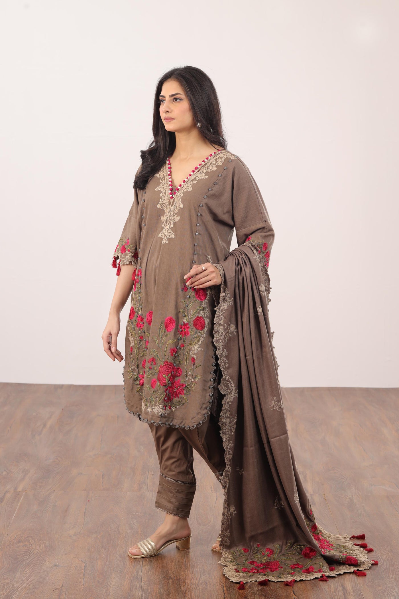 Design 25A - Sana Safinaz Muzlin Winter Stitched