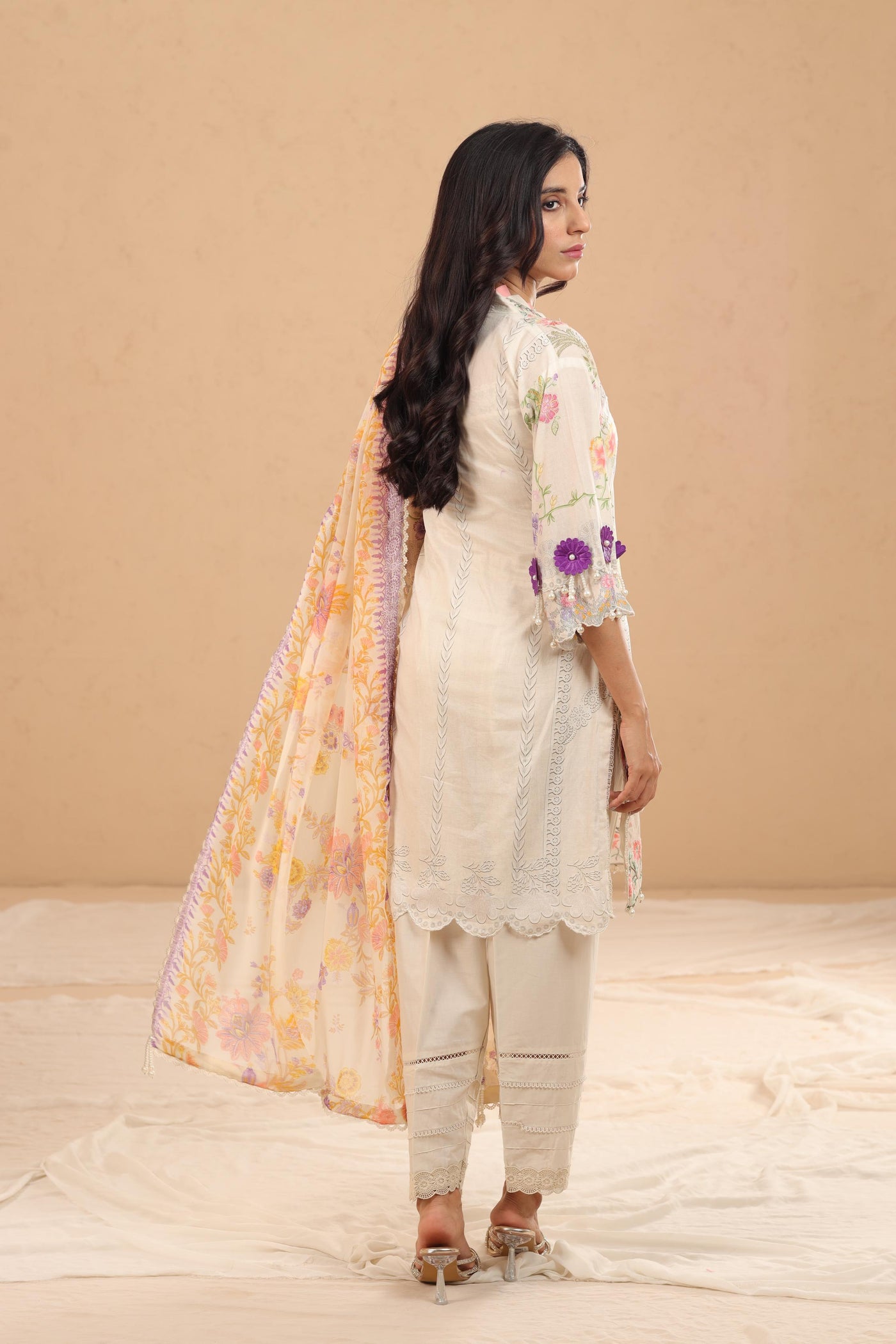 Design 8A - Sana Safinaz Muzlin Stitched