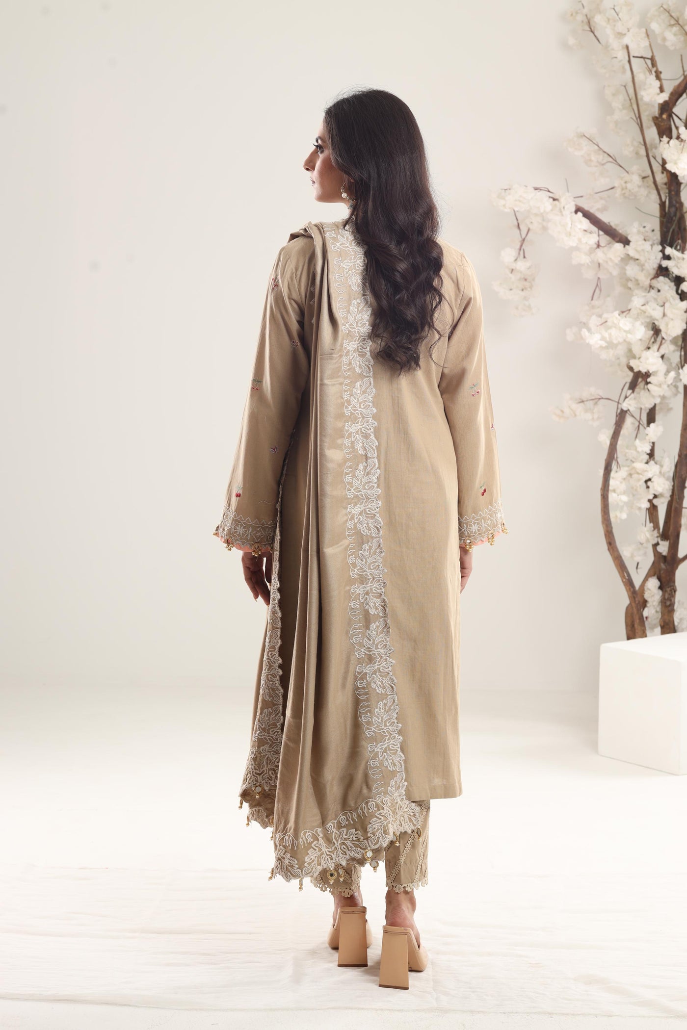 Design 3A - Sana Safinaz Muzlin Winter Stitched