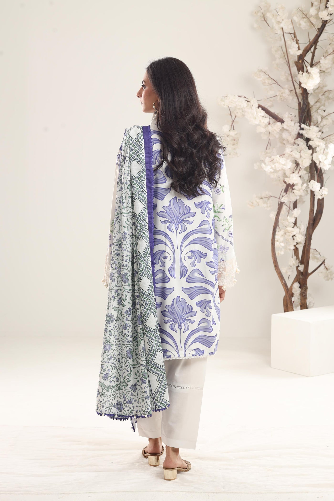 Design 24B - Sana Safinaz Muzlin Winter Stitched